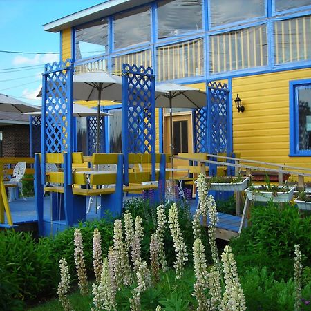 Gite Des Hauteurs Et Cafe De La Place Saint Zenon Exterior foto